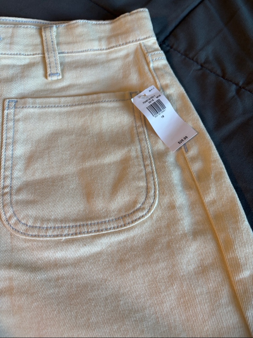 Old Navy High-Waist Cream Oat Blue Denim Shorts Patch Pockets 16 Girls Mariner - Picture 7 of 13